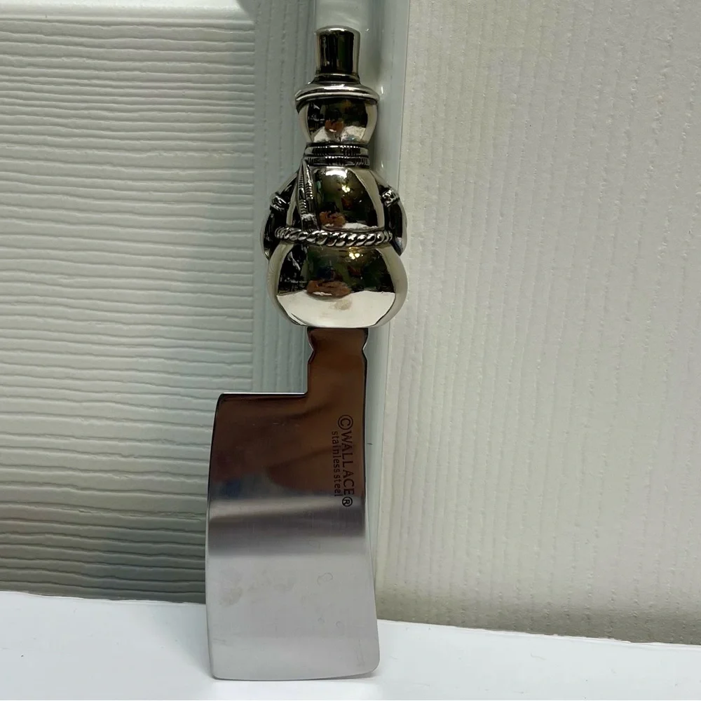 Wallace Silversmiths Silver Plated Holiday Snowman Cheese/ Butter Spreader